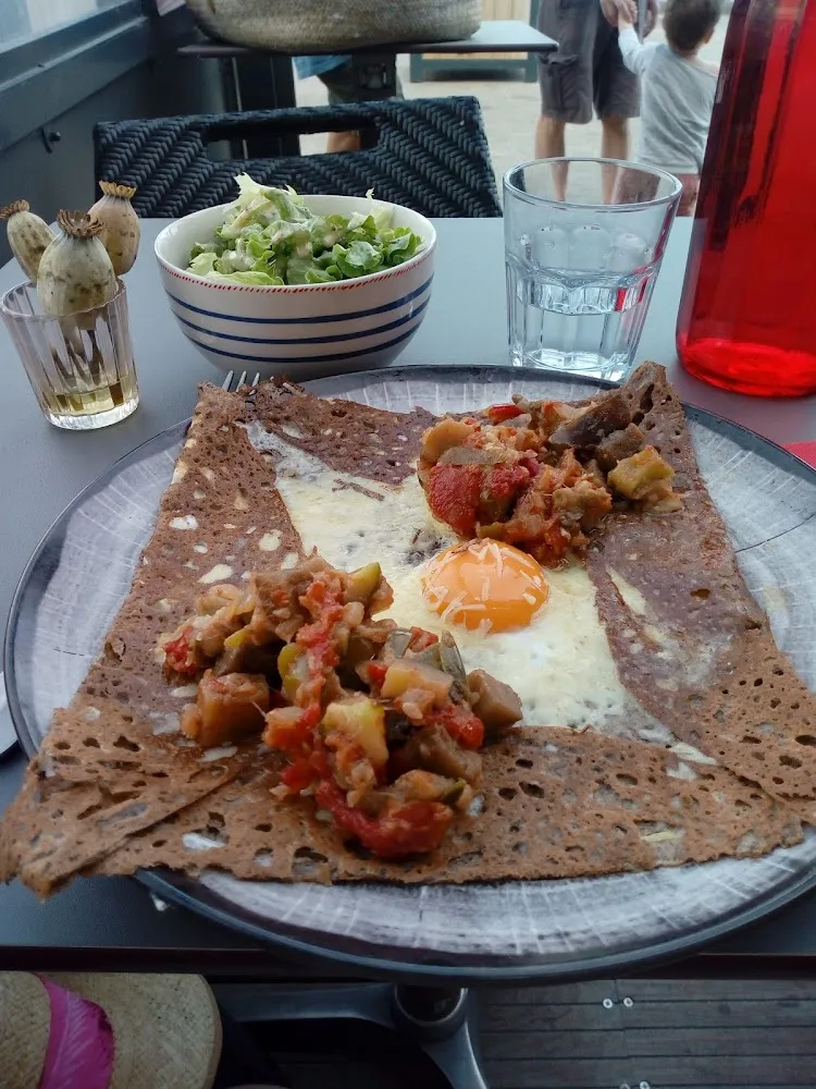 Crêpe de Sarrasin Et Ratatouille Plus Gruyère Et Oeuf